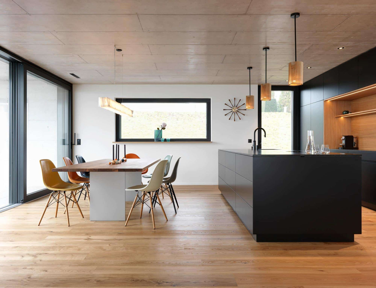 Bauwerk Casapark 139, Landhausdiele, Eiche 14 gebürstet, matt versiegelt