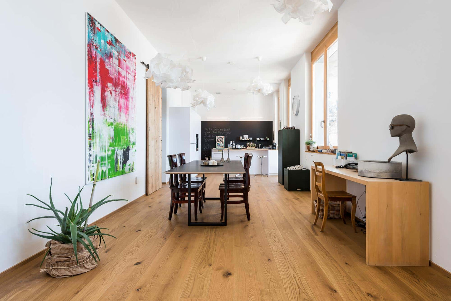Bauwerk Villapark, Landhausdiele, Eiche | Mandorla 46 tief gebürstet, naturgeölt