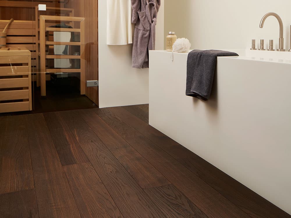 Bauwerk Studiopark, Landhausdiele, Eiche geräuchert 14, tief gebürstet, naturgeölt