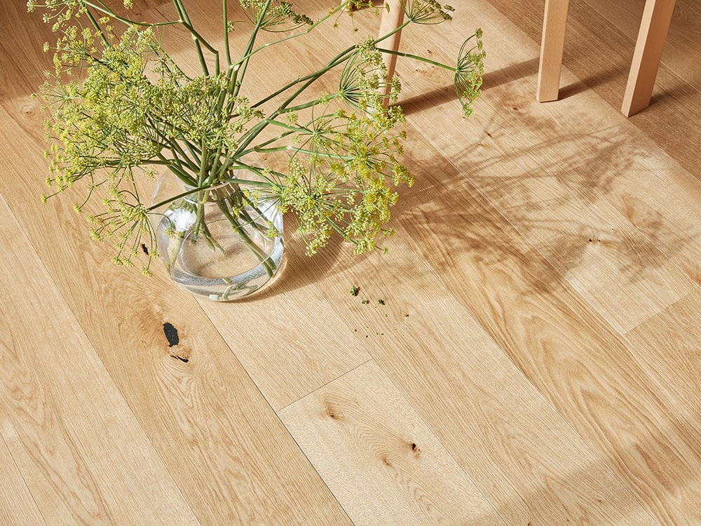 Bauwerk Casapark 209, Landhausdiele, Eiche 45 gebürstet, naturgeölt