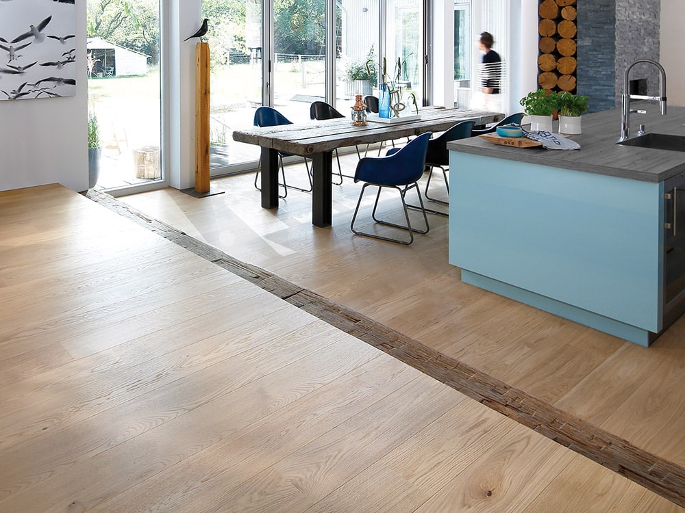 Bauwerk Villapark, Landhausdiele, Eiche | Crema 14 gebürstet, B-Protect